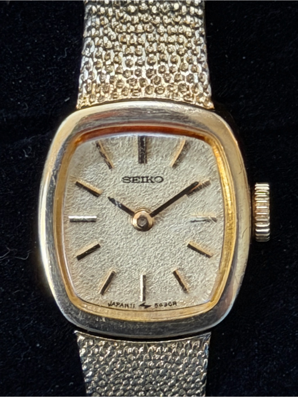 Vintage 1978 Gold Seiko 115189 Ladies Mechanical Mesh Cocktail Watch